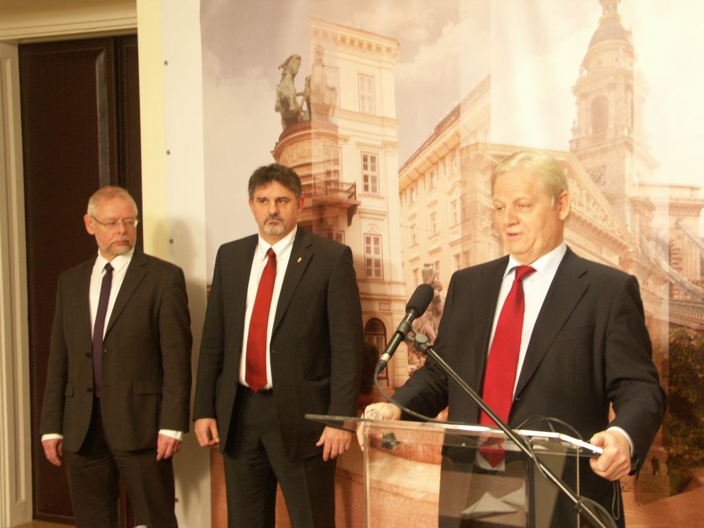 Jobbról balra: Tarlós István, György István és Bagdy Gábor<br />(fotó: a szerző)